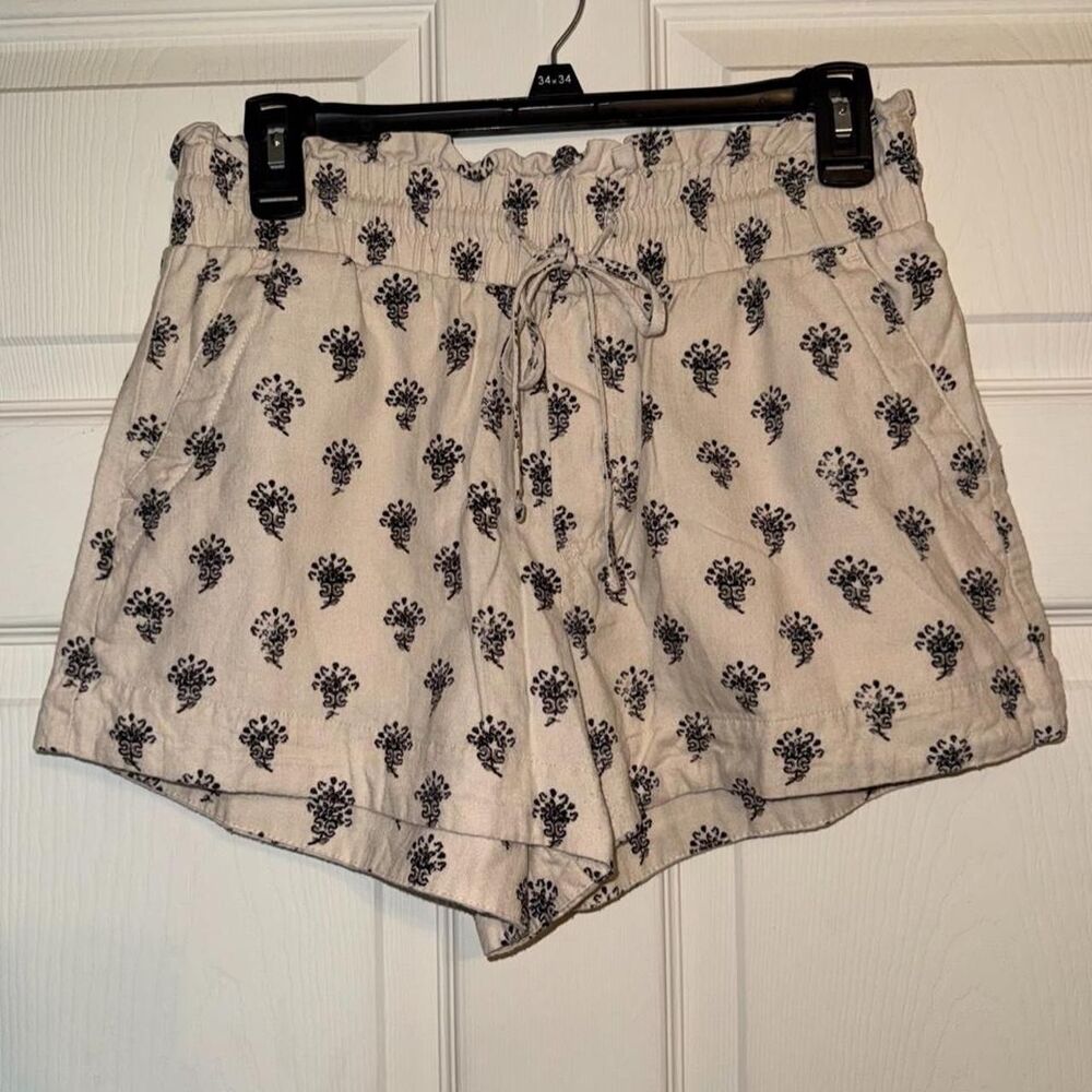 Floral Linen-Blend Paperbag Shorts